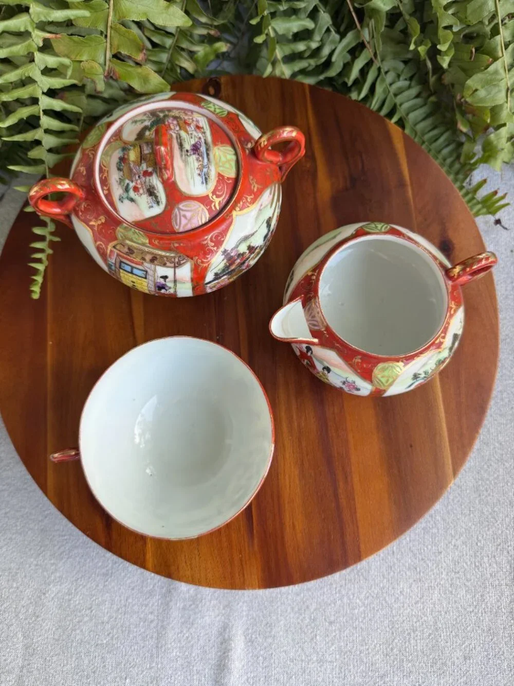 Antique Kutani Ware Geisha Cup, Japan